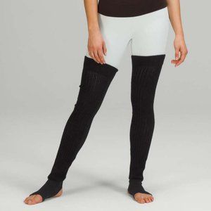 NWT Lululemon Find Your Balance Leg Warmer M/L
